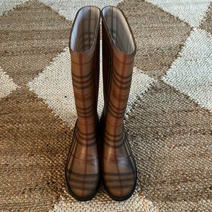 Burberry Rain Boots Size 36
